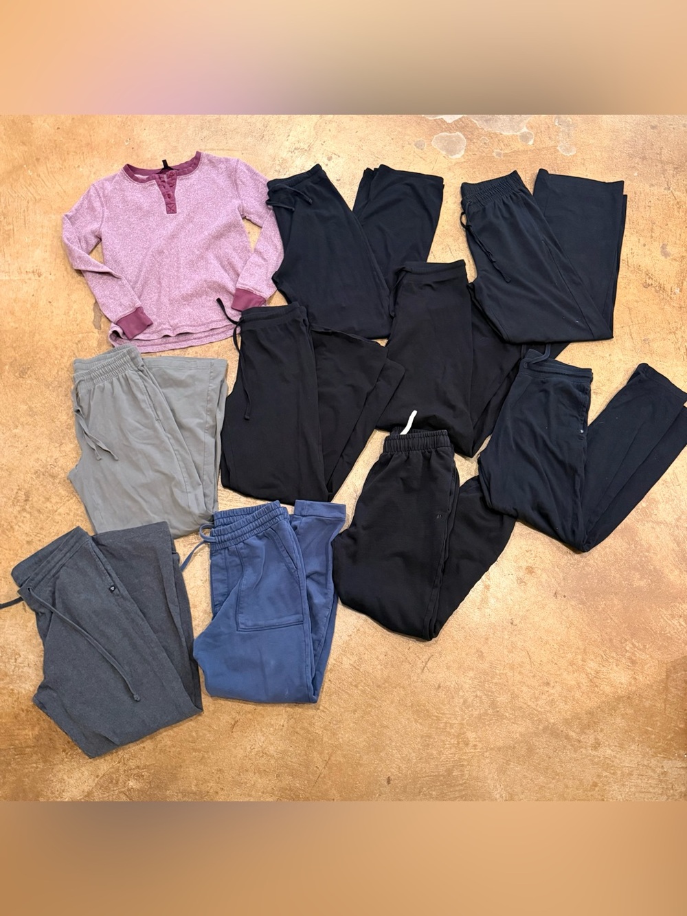 Pact organic women’s size small lot of 10 (9 pants 1 shirt)